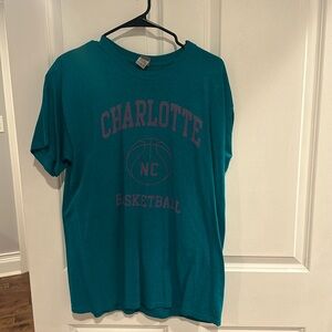 Vintage bball tee